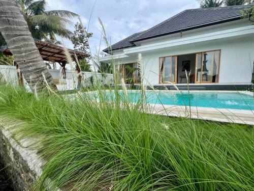 Padi-Padi Pool Villas