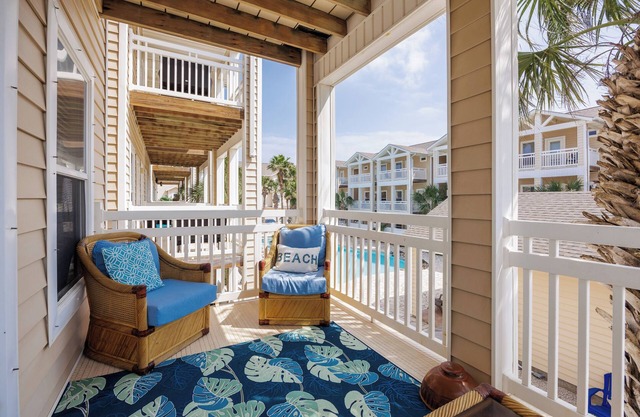 Padre Island Retreat – 3 BDR in Resort Oasis! Optional Golf Cart