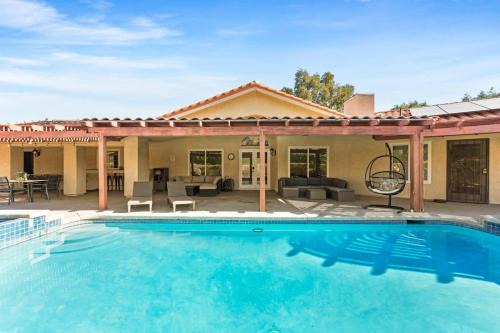 Palm Springs Paradise Escape 3BR Pool & Spa