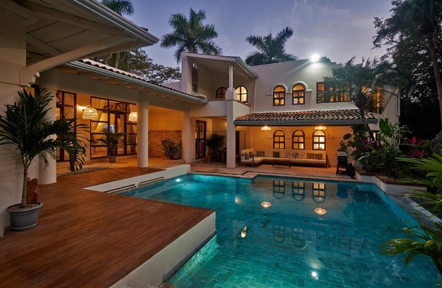 Paradise Beach Lodge