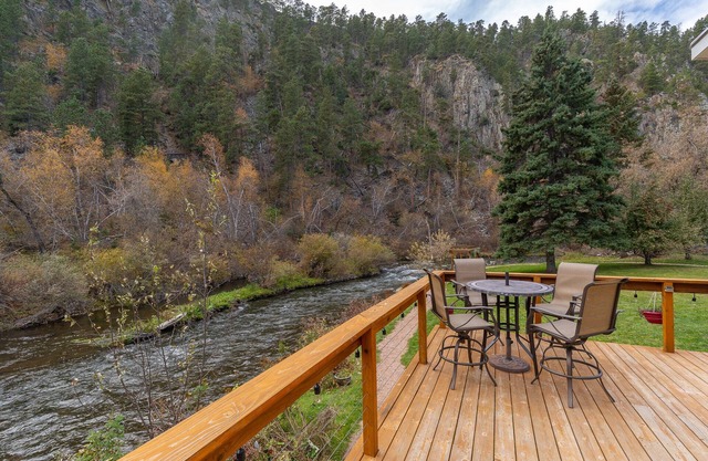El Sturgis Rally Creek-Side Home, ¡no encontrarás nada igual!