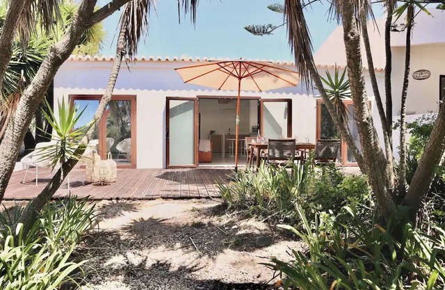 Paradise Inn Meia Praia