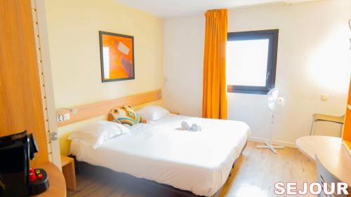 Paris Retreat 5 minutes from Hoche MetroParking