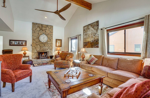 Park City Home w/ 2 Fireplaces & 2 Living Rooms!