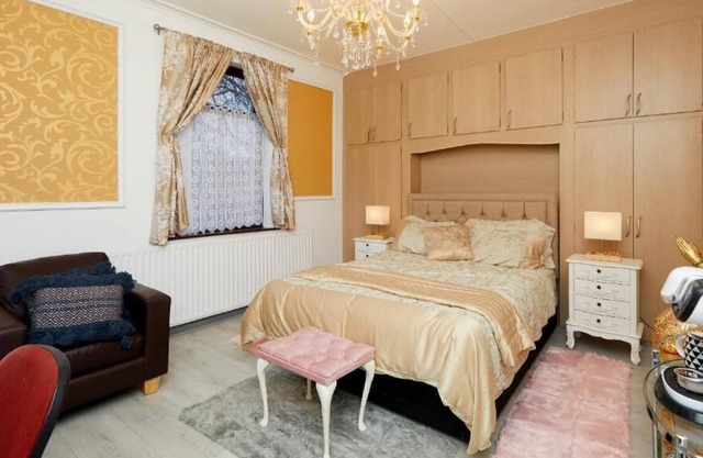Parkside Lodge