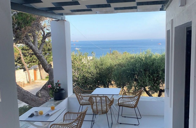 PAROS FIVE SENSES