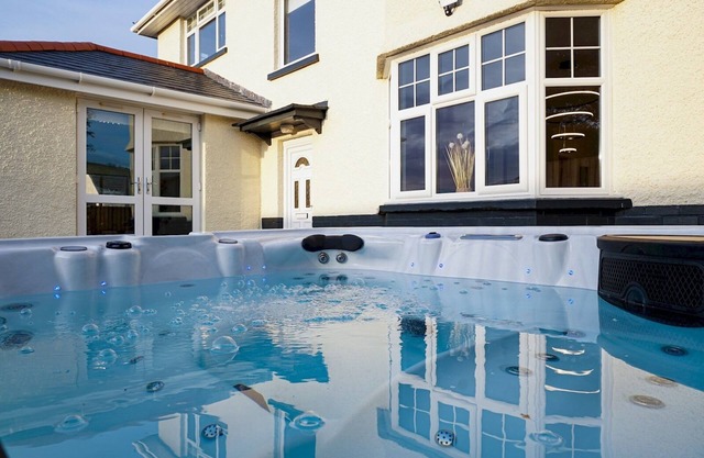 Pass the Keys | Breathtaking holiday home packed with amenities