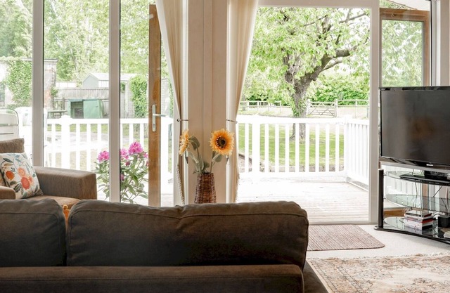 Pass the Keys | The Lodge at Point House Farm - Sleeps up to 6