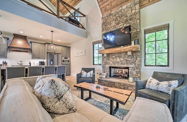 Patio w/ Fireplace: Glenville Resort Retreat!