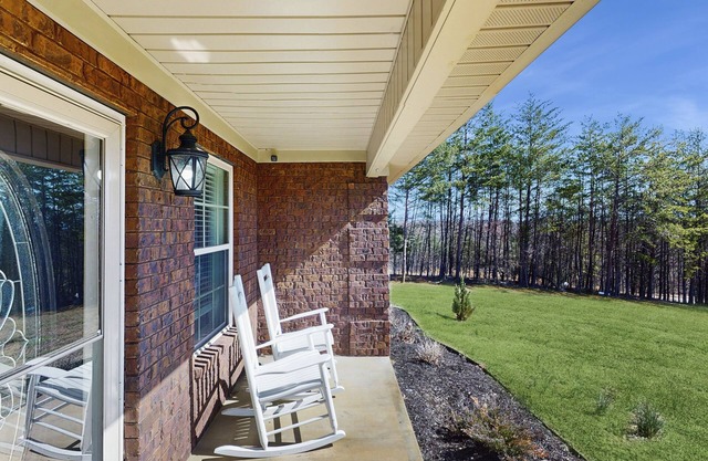 Peaceful family-friendly home with games, hot tub, fire pit, and great location!