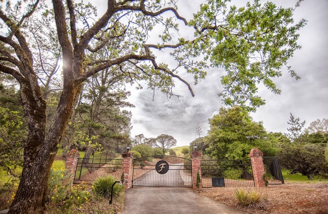 Condado de Sonoma Wine Country Ranch House - una escapada tranquila con vistas increíbles