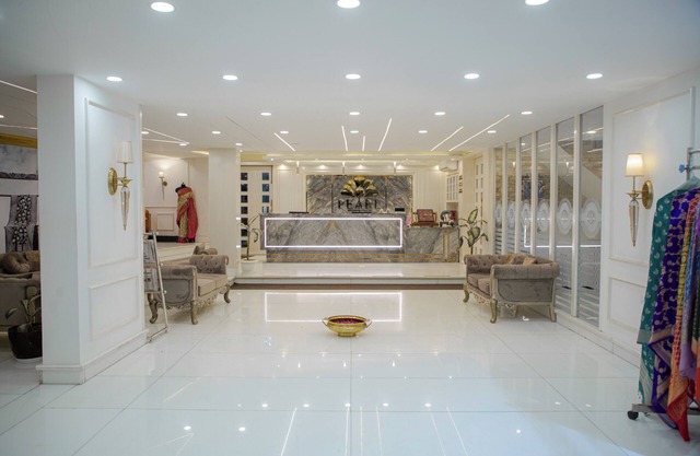 Pearl Courtyard