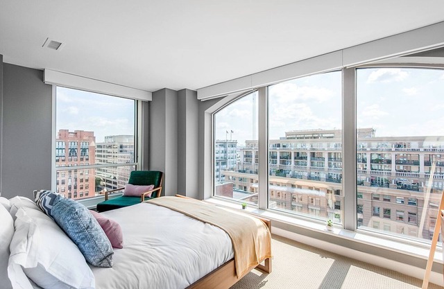 Penn Qtr 1BR w/ Great Views + Gym, near Metro by Blueground