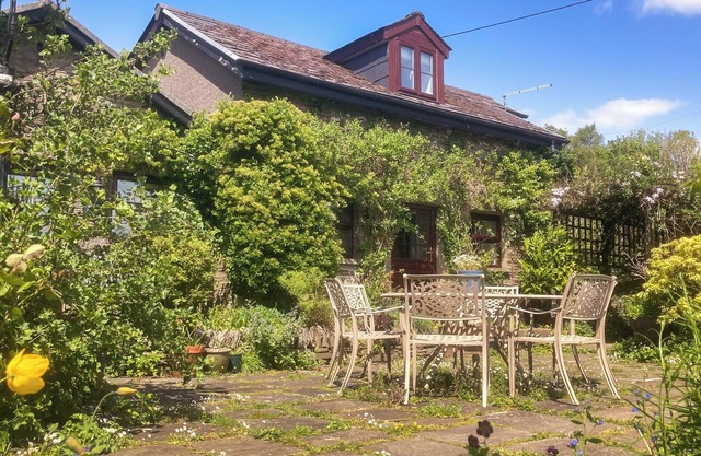 Alojamiento de 3 habitaciones en Llangeinor, cerca de Bridgend