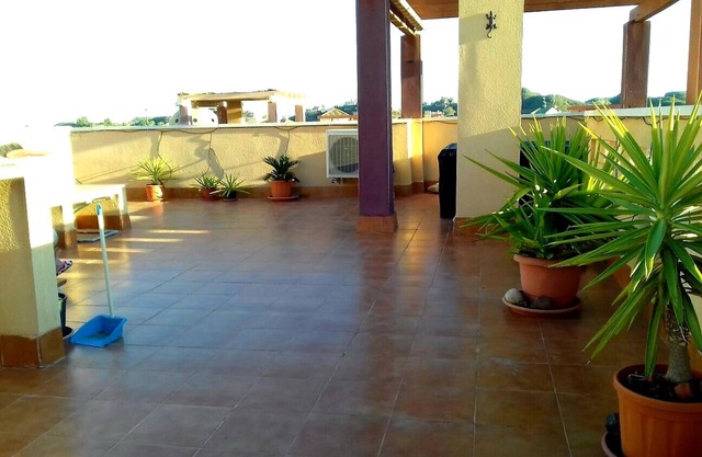Apartamento ático con una ubicación ideal a solo 3. 8 km del centro de Águilas