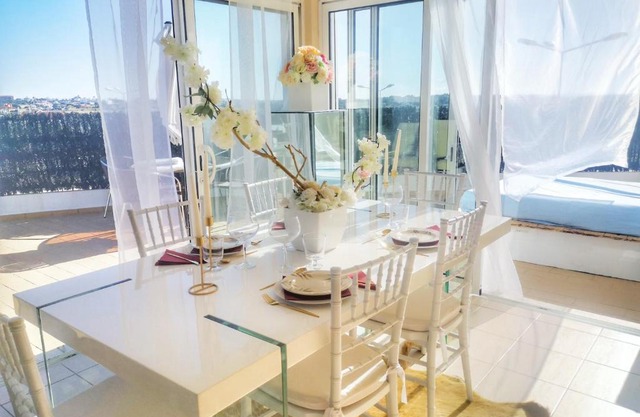 Penthouse With Sea View & Private Terrace