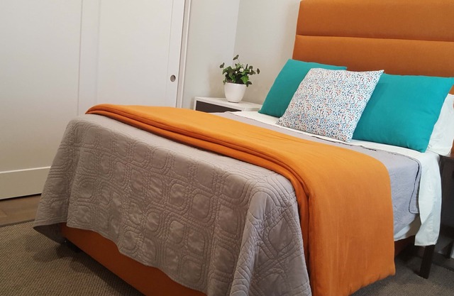 Perfecto segundo piso BR en N. San José 聖 何 西 帶 家具 豪宅 2 樓 房間 出租