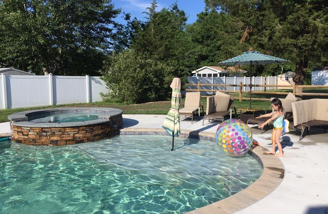 Hermosa familia Avalon Alquiler con piscina climatizada y spa