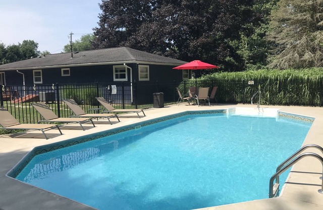 Harbor Country Retreat con piscina privada. Escapada familiar perfecta!