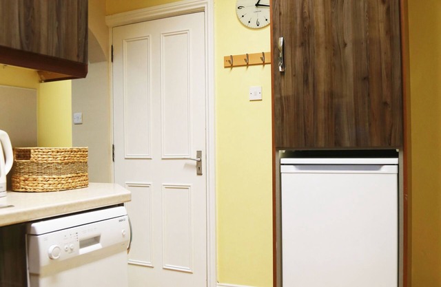 ¡Perfecto! para hacer la ciudad de Galway - sleeps 2 +, caminar por todas partes ...