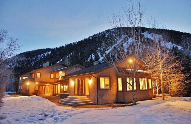 The Palace at Sun Valley - Casa extra grande, ideal para grupos grandes y familias (213386)
