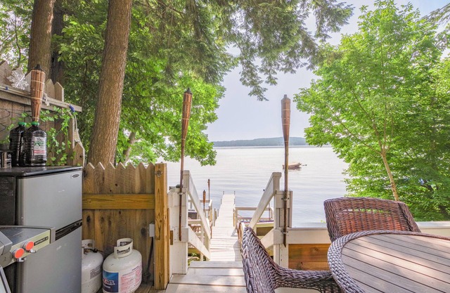 Perfect getaway on the lake!