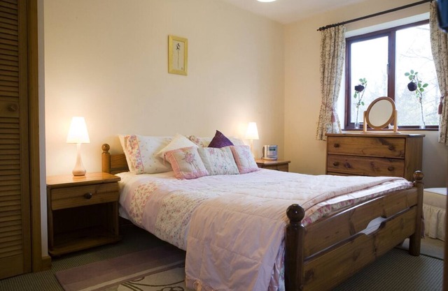 Perfecta base rural, cerca de las ciudades y pueblos de Cotswolds. Valor excepcional