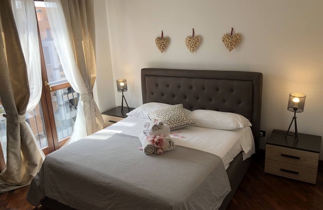 APARTAMENTOS PERUGINO Inicio Holiday Rome Airport & Fair - apartamento de lujo