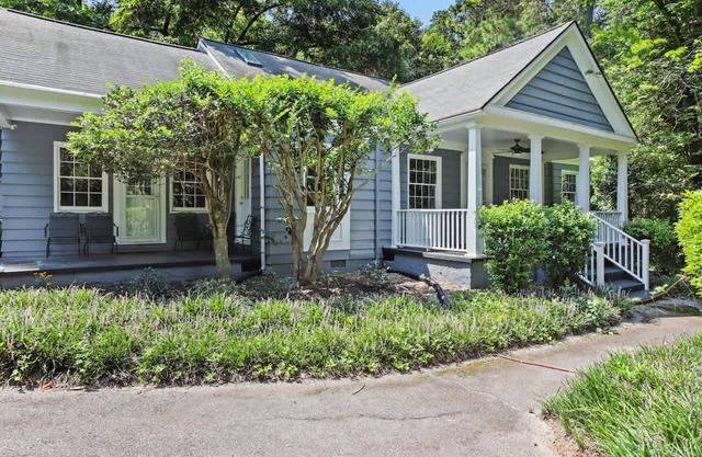 Cute Craftsman Cottage conveniente para el centro de Raleigh