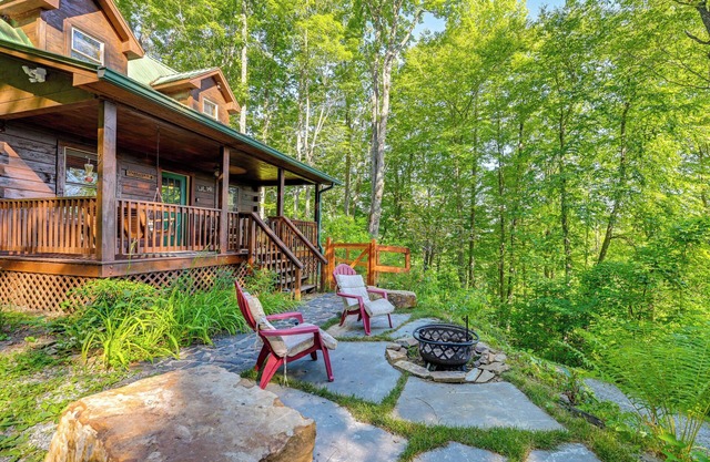 NUEVO-Rústico Bryson City Cabin w / Fire Pit por la pesca