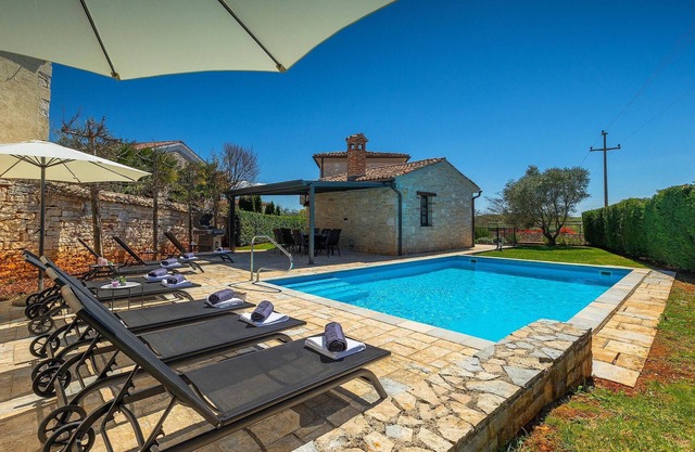 Villa Campanula