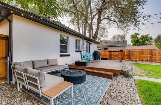 Pet Friendly I W Denver Bungalow I Near Meow Wolf