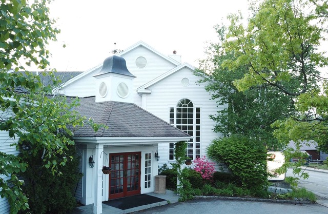 Phoenix Inn Resort