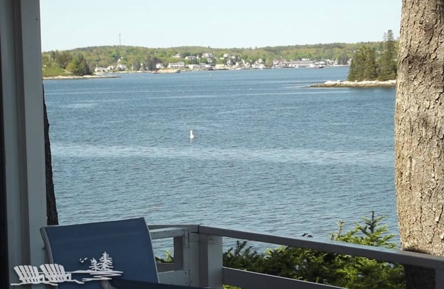 Piffi Biff: Watch Whales & Lobster Boats from This Classic Oceanfront Gem!
