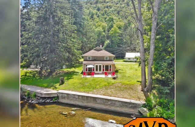 Pine Creek Retreat : Pine Creek Access!