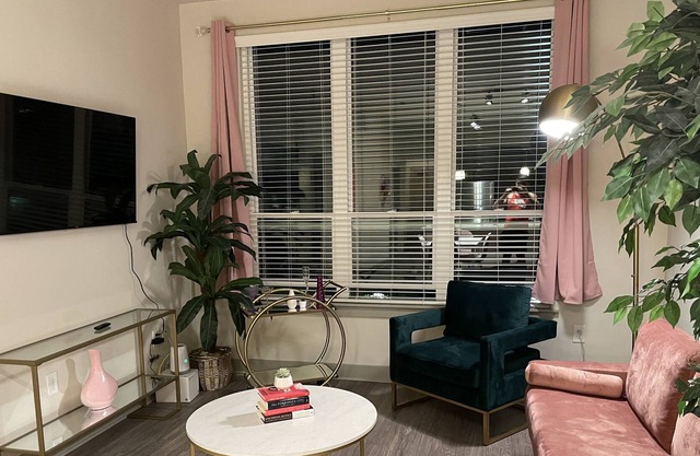 Pink Dreams Tempe Luxury Stay