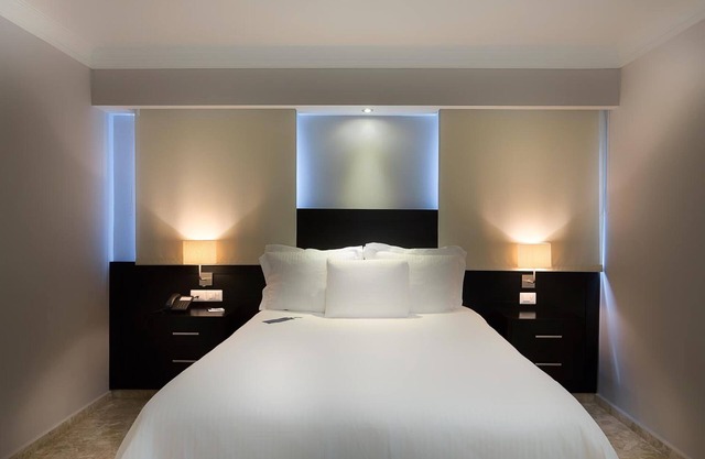 Plaza Florida Suites