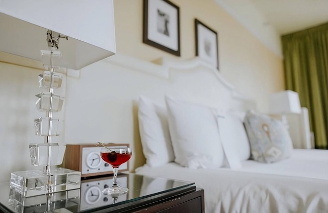 Pleasant Stay! Pet-friendly Accommodation Close to Powell's City of Books!