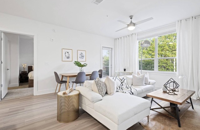 Plush Skylark Beltline Suite X RBA