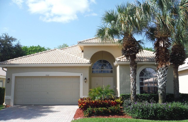 7602 Charing Cross Lane, Delray Beach, 3/2, cerrada, piscina privada, WIFI, NETFLIX