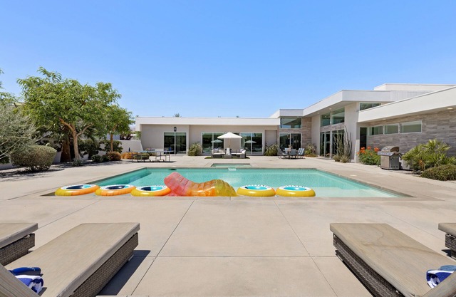 Polo Villa 9 by Avantstay 4k Sqft New Build Home Permit Number 216990, 5 Bedrooms