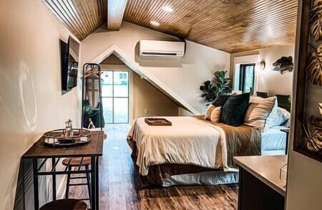 Pool House on a tidal creek