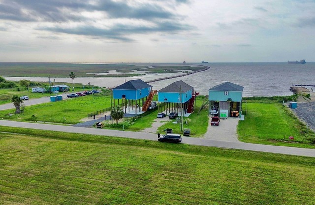 Port Bolivar Beach House w/ Oceanfront Views!