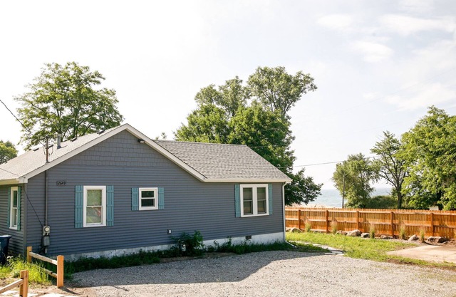 Porter Beach Vacation Getway! Lake Michigan Beachside Home - Recientemente remodelado