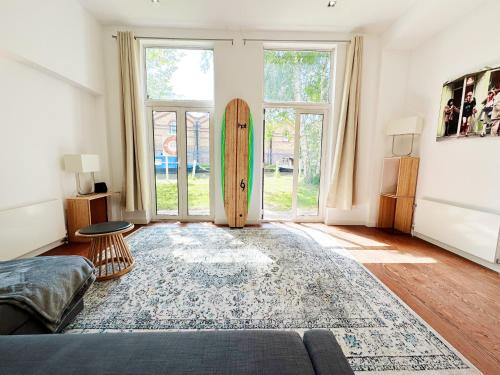 Portobello Dock Canalside Apartment