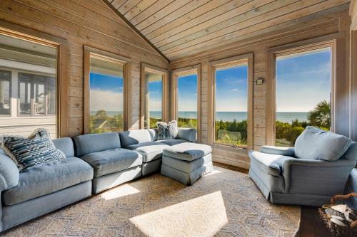 Powell in DeBordieu Colony villa by Peace Vacations
