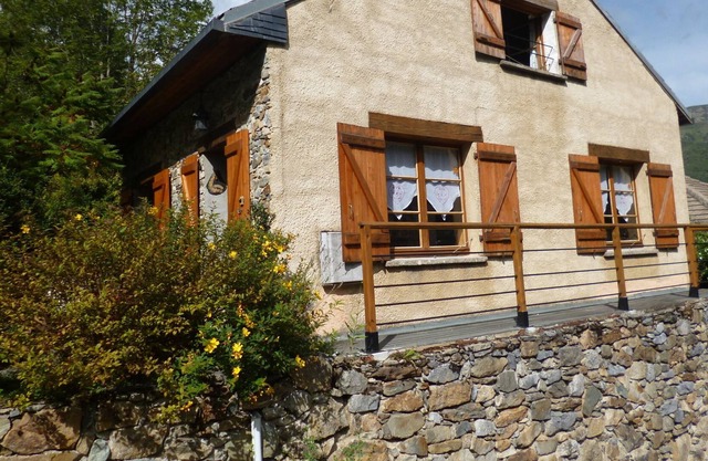 BONITO CHALET SEM, ALTA VILLAGE ARIÈGE