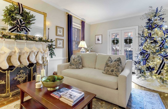 Prince of Wales - An Old Town Luxury Row Home!