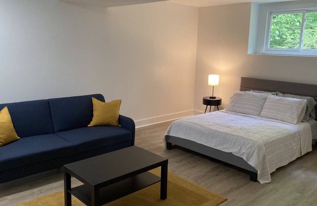 Private Basement Studio Near ATL Airport and Downtown