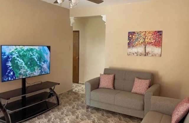 Private Country house 5 miles from beach